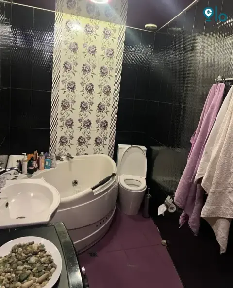 1775543000_abb0652aa5fd2e6d.webp
